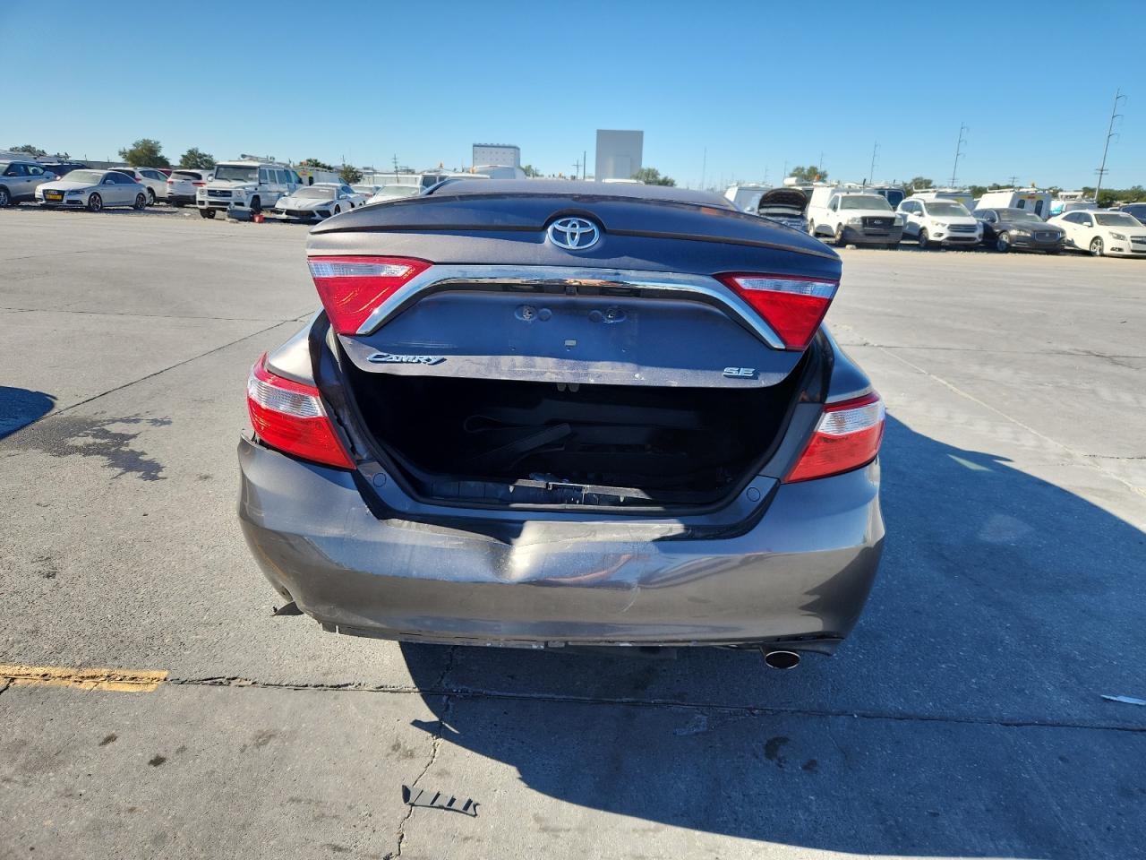 2017 Toyota Camry Le - Фото 6