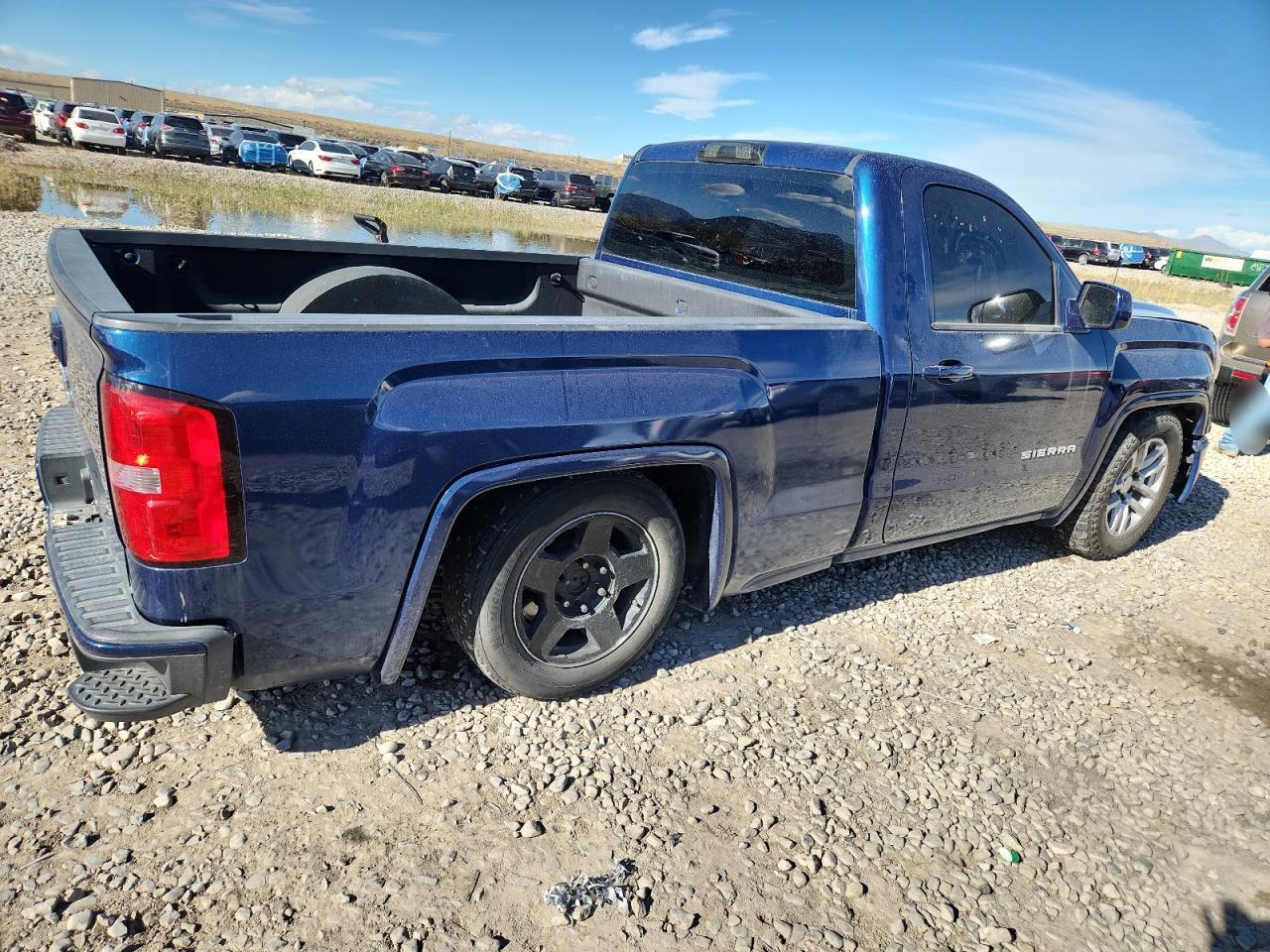 2015 GMC Sierra C1500 - Image 3