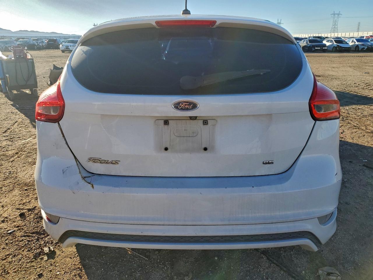 2016 Ford Focus Se - Image 6