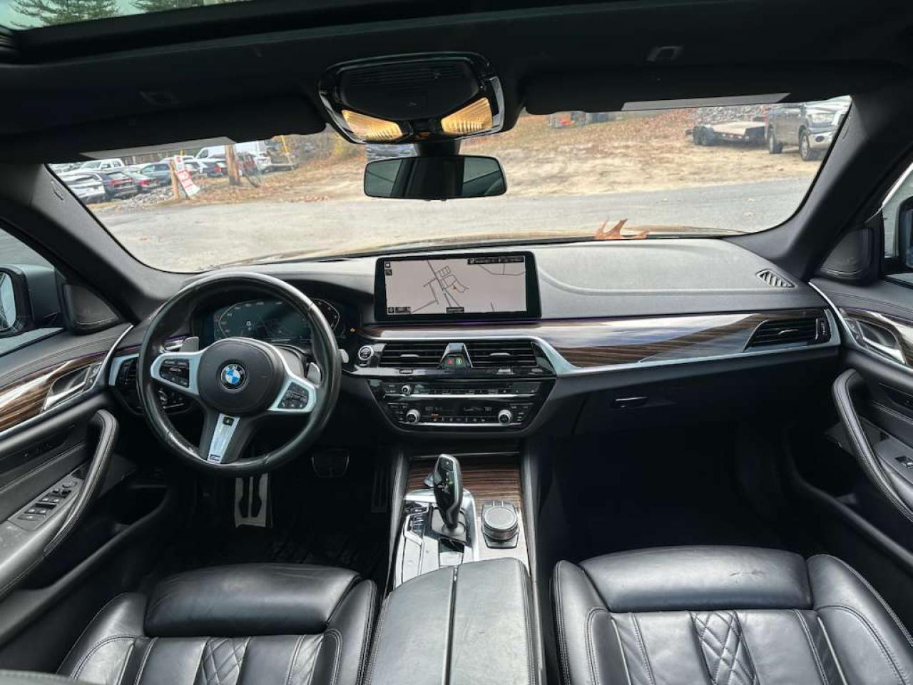 2022 BMW M550Xi - Image 7