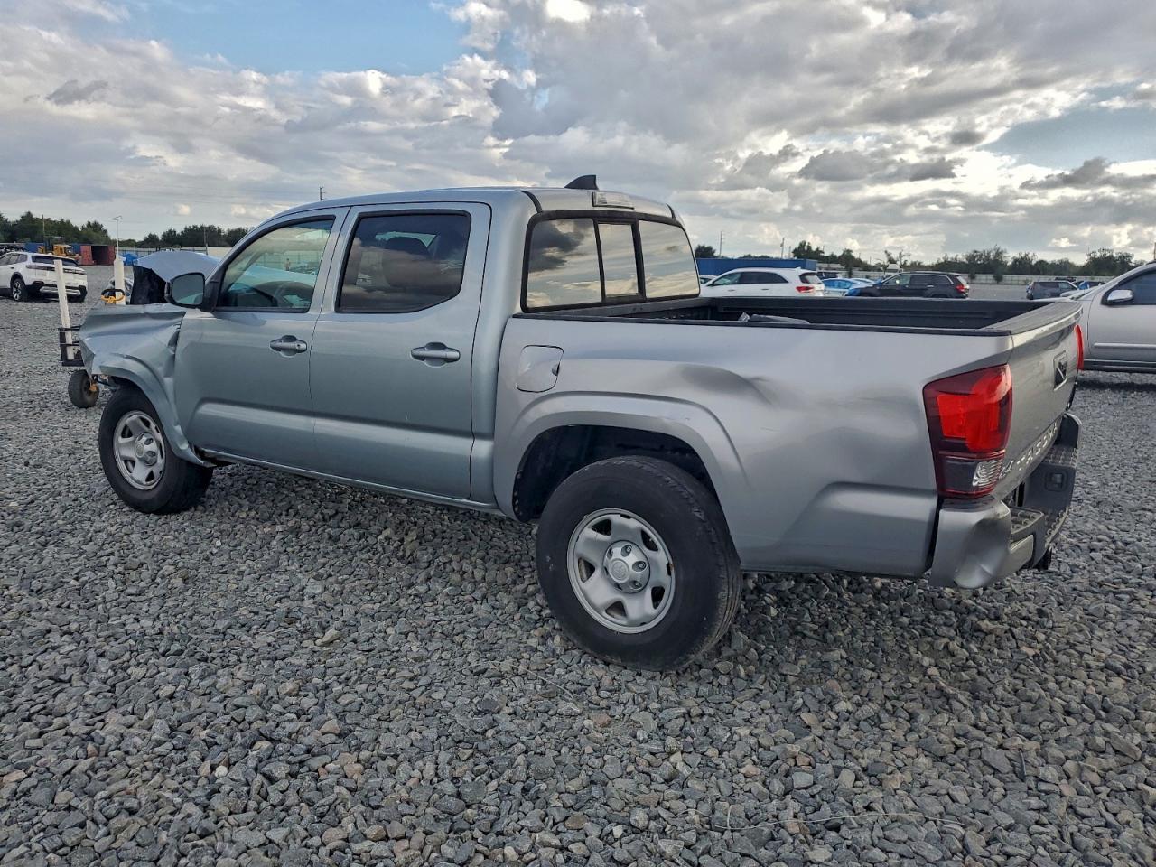2020 Toyota Tacoma Double Cab - Фото 2