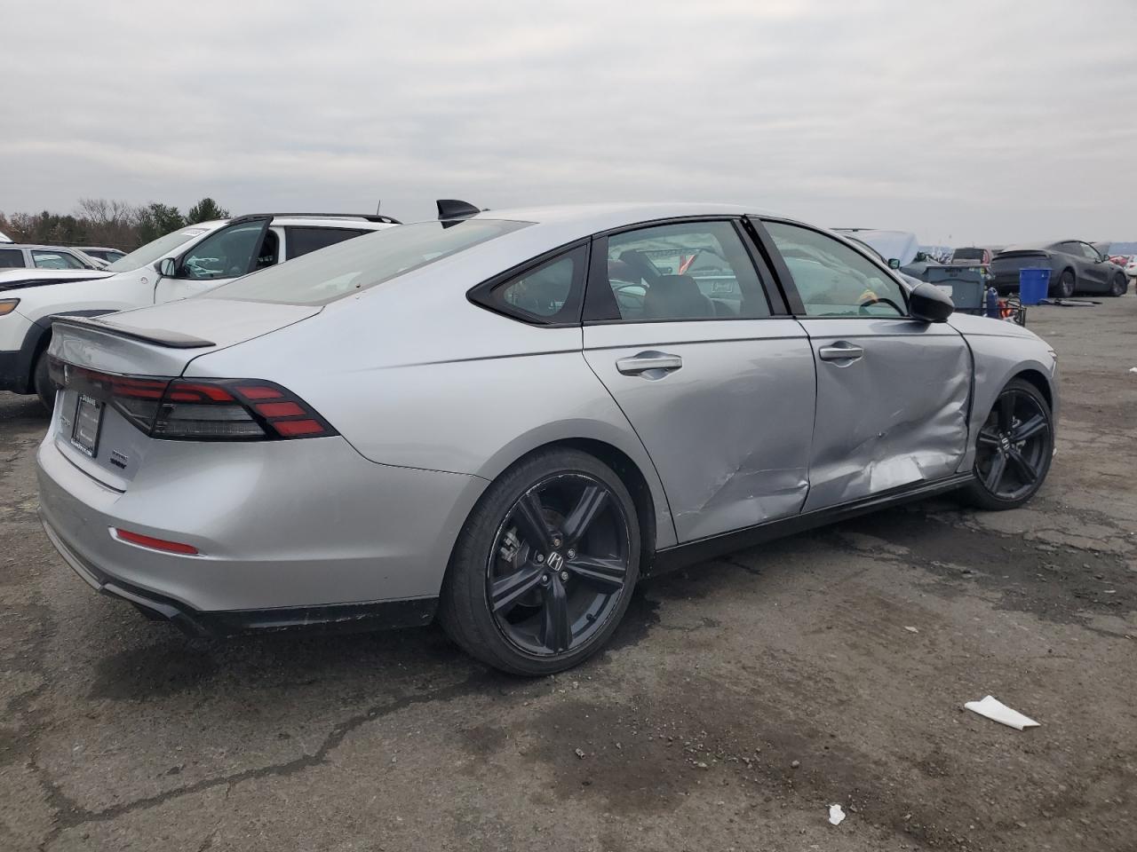 2025 Honda Accord Hybrid Sport-L - Image 3