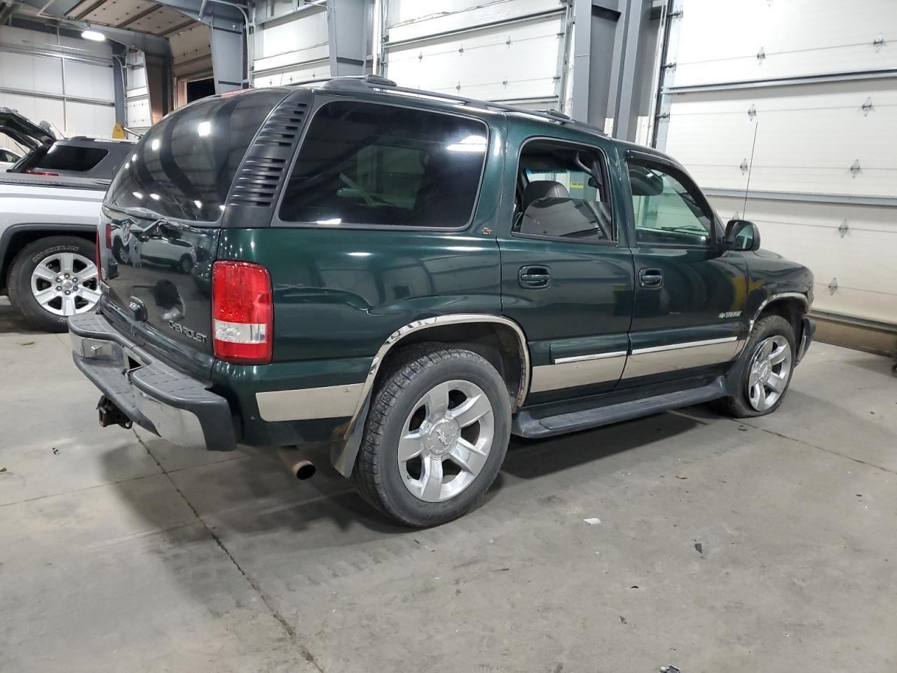 2001 Chevrolet Tahoe K1500 - Фото 3