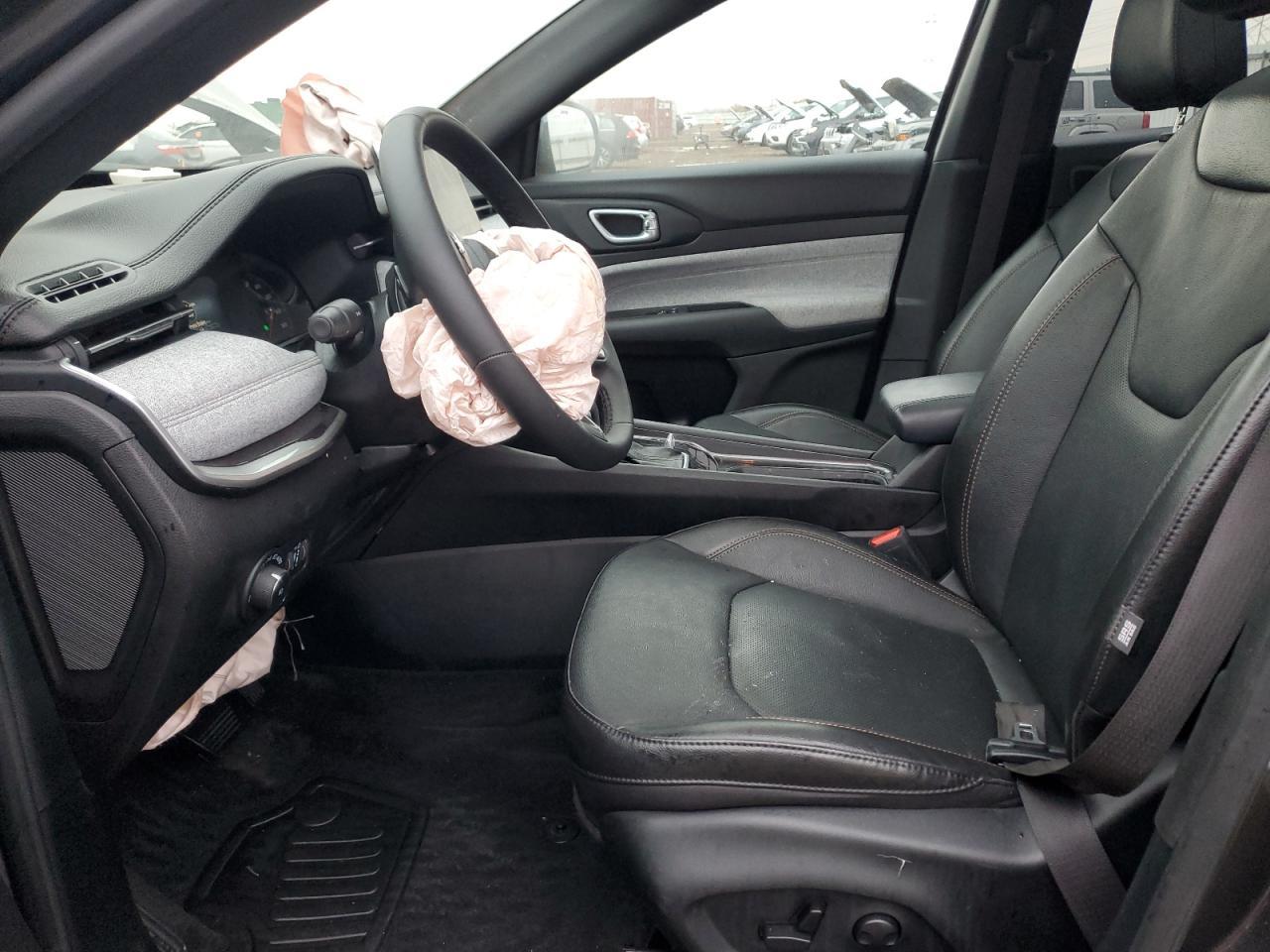 2023 Jeep Compass Latitude Lux - Фото 7