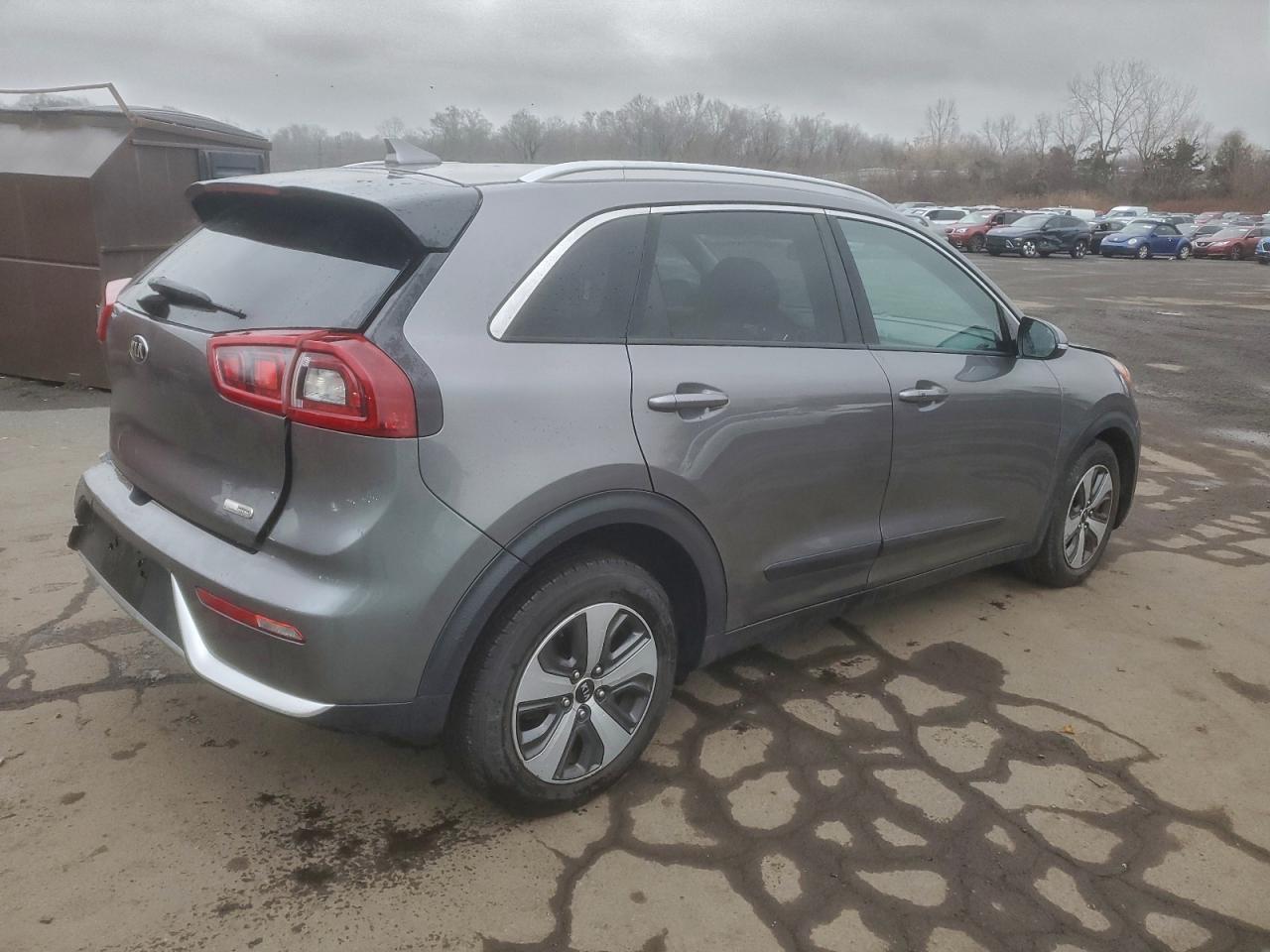 2017 Kia Niro Ex - Фото 3