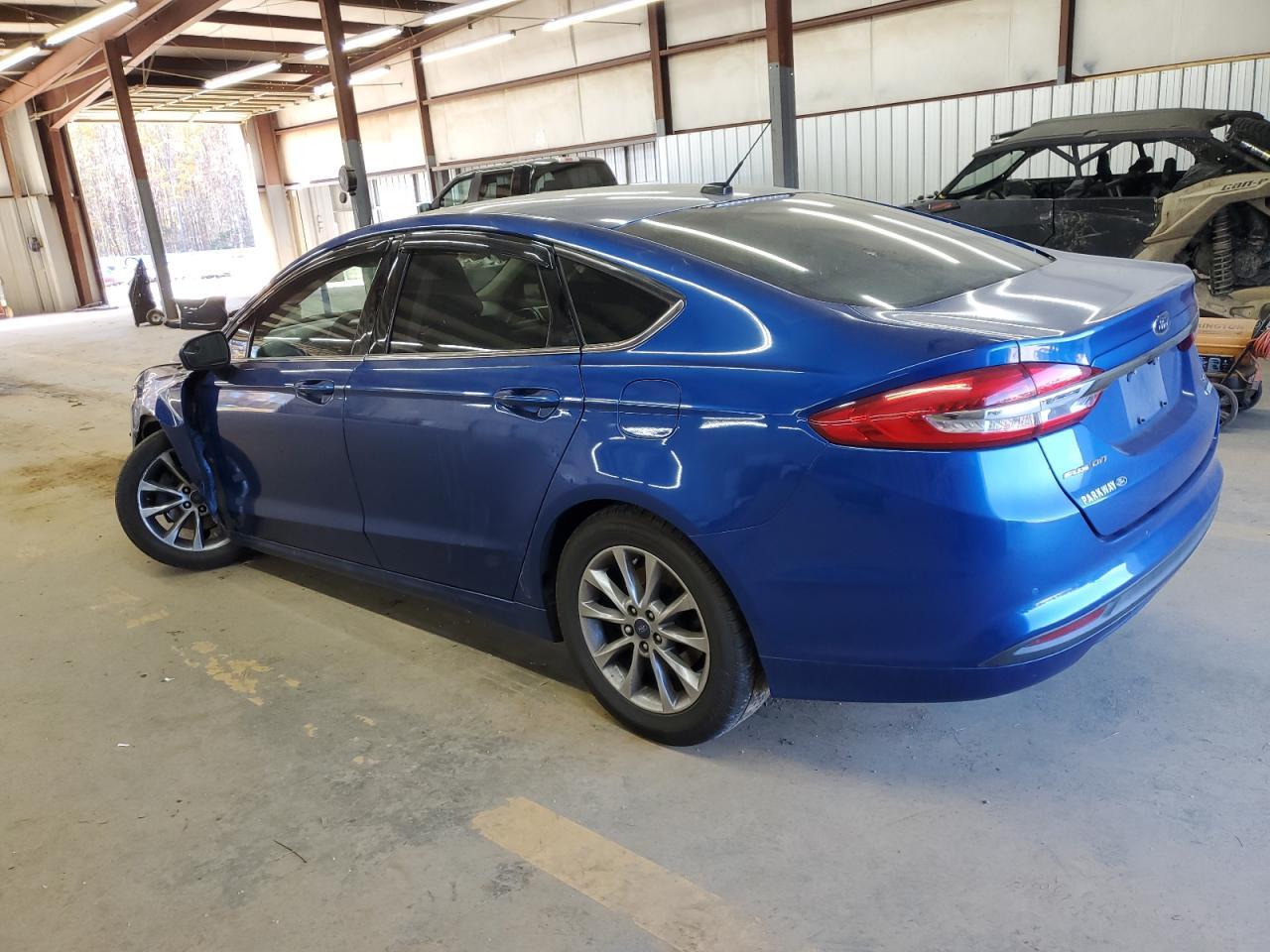 2017 Ford Fusion Se - Фото 2