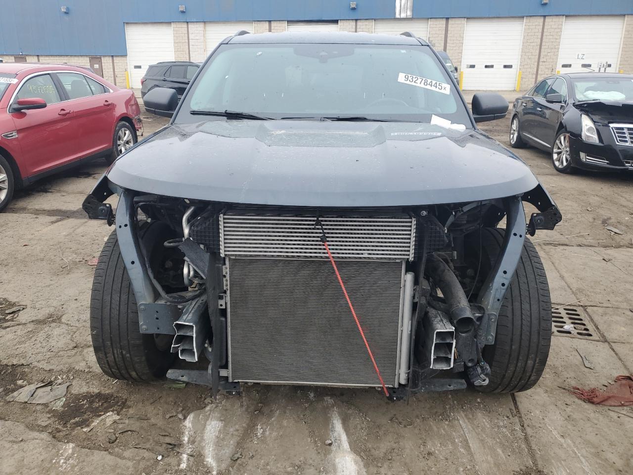 2022 Ford Explorer Xlt - Фото 5