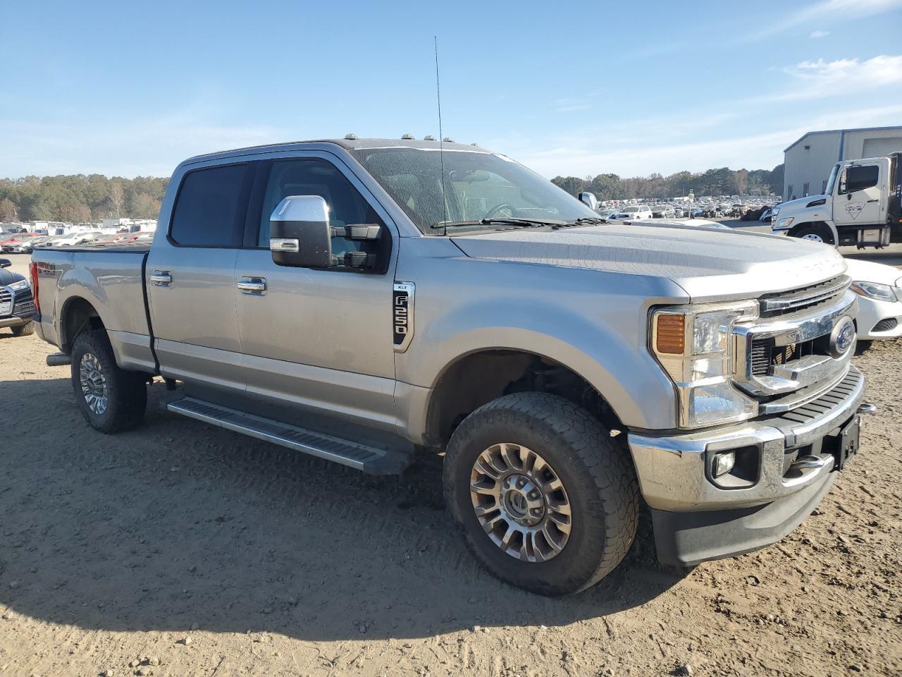 2021 Ford F250 Super Duty - Фото 4