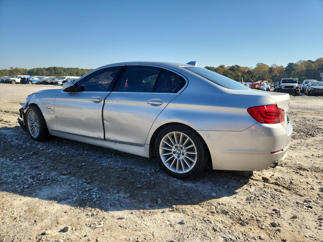2011 BMW 535 Xi - Image 2