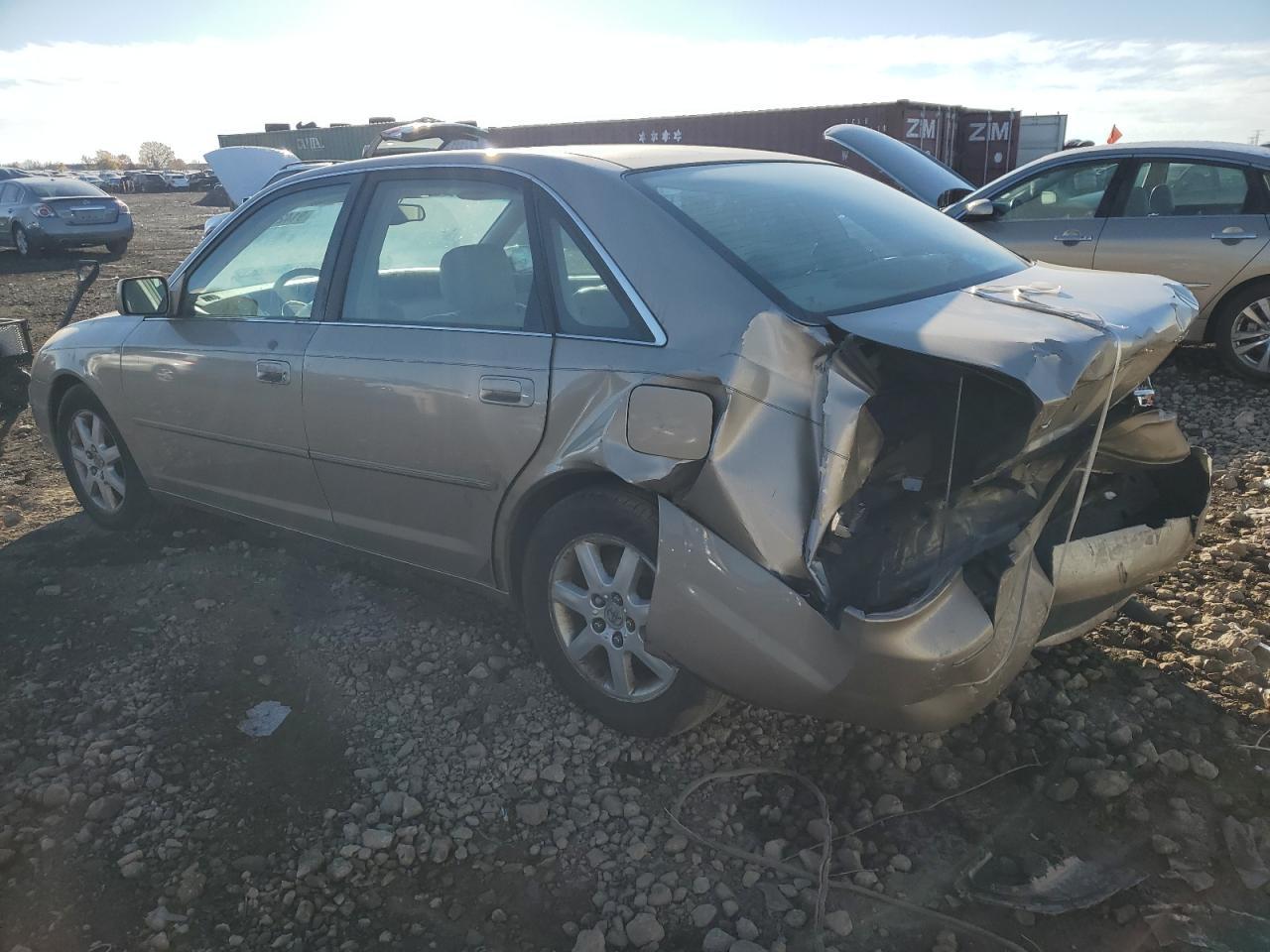 2000 Toyota Avalon - Фото 2