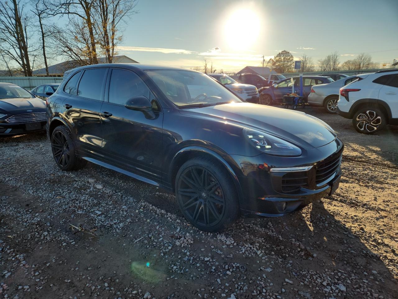 2016 Porsche Cayenne S - Image 4