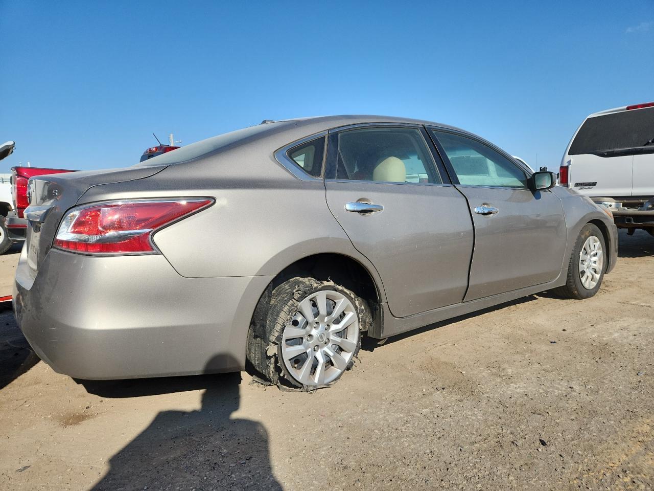 2015 Nissan Altima 2.5 S - Image 3
