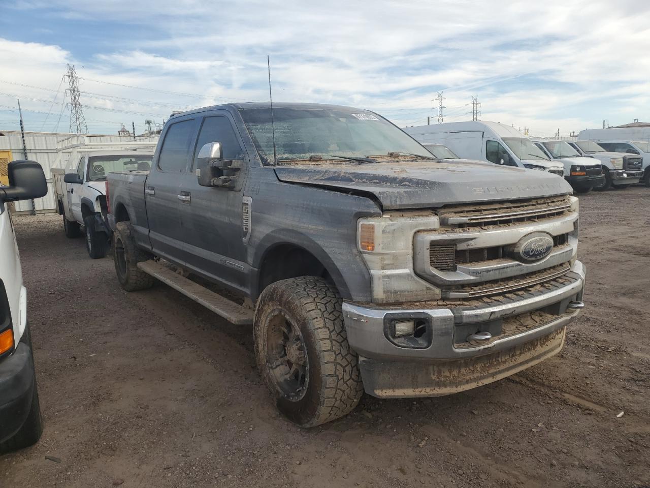 2022 Ford F250 Super Duty - Фото 4
