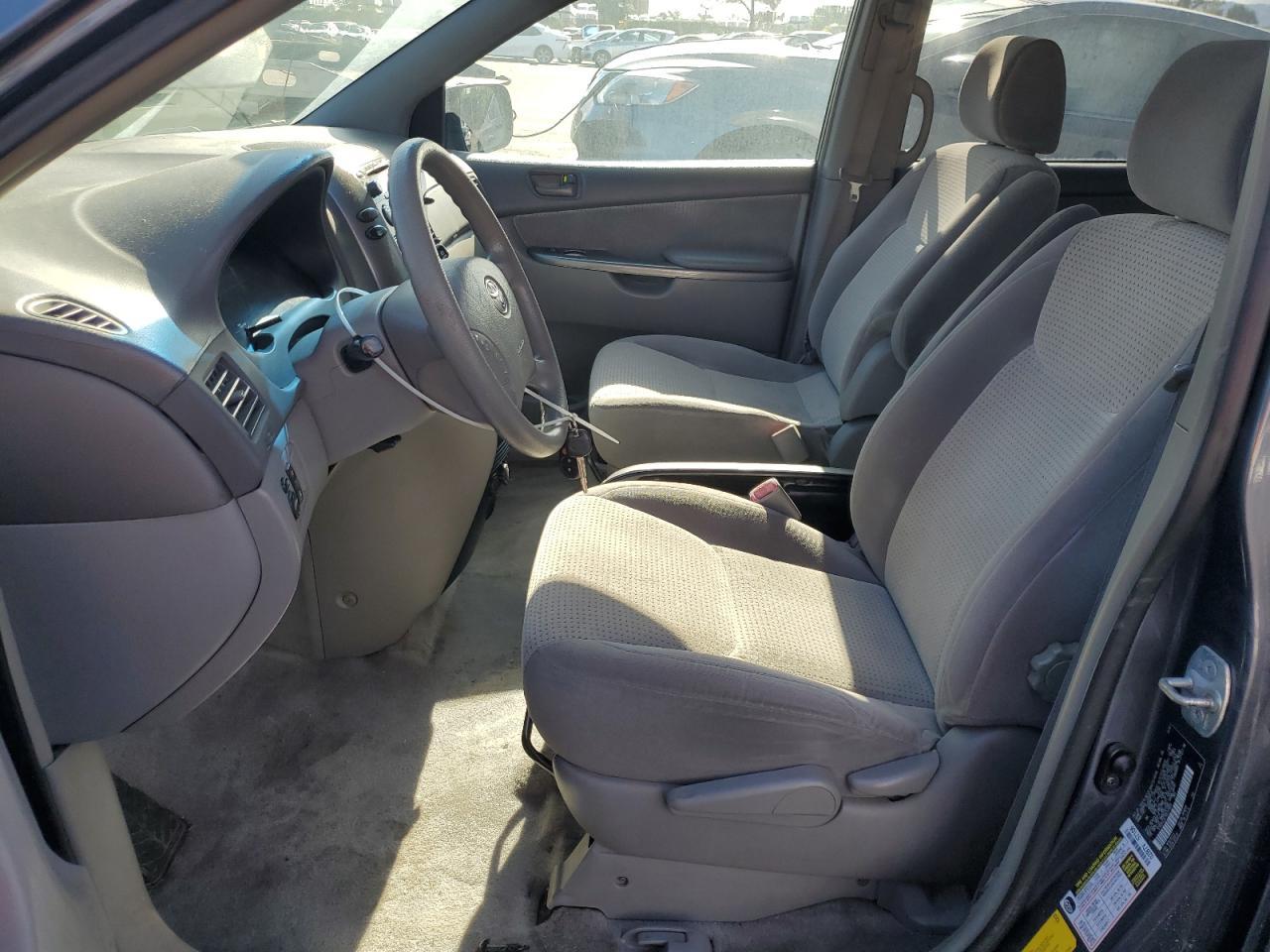 2008 Toyota Sienna Ce - Фото 7
