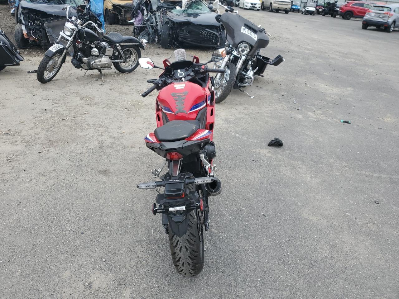 2025 Honda Cbr500 Ra - Фото 6