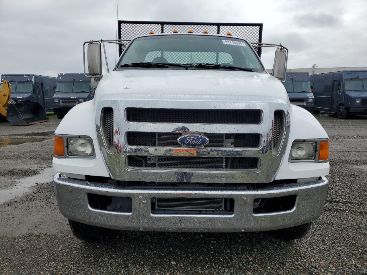 2010 Ford F650 Super Duty Flatbed Truck - Фото 5