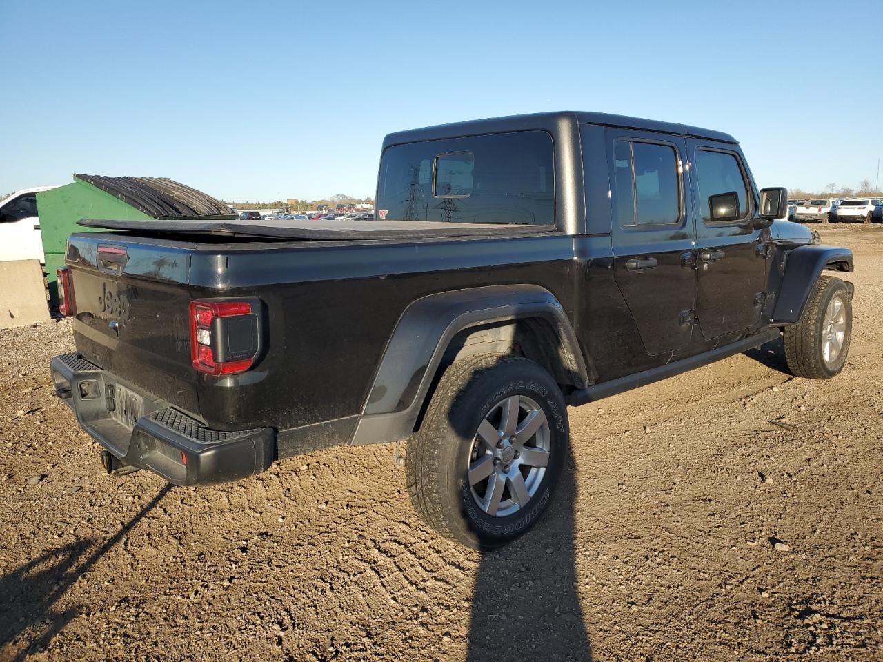 2024 Jeep Gladiator Sport - Image 3