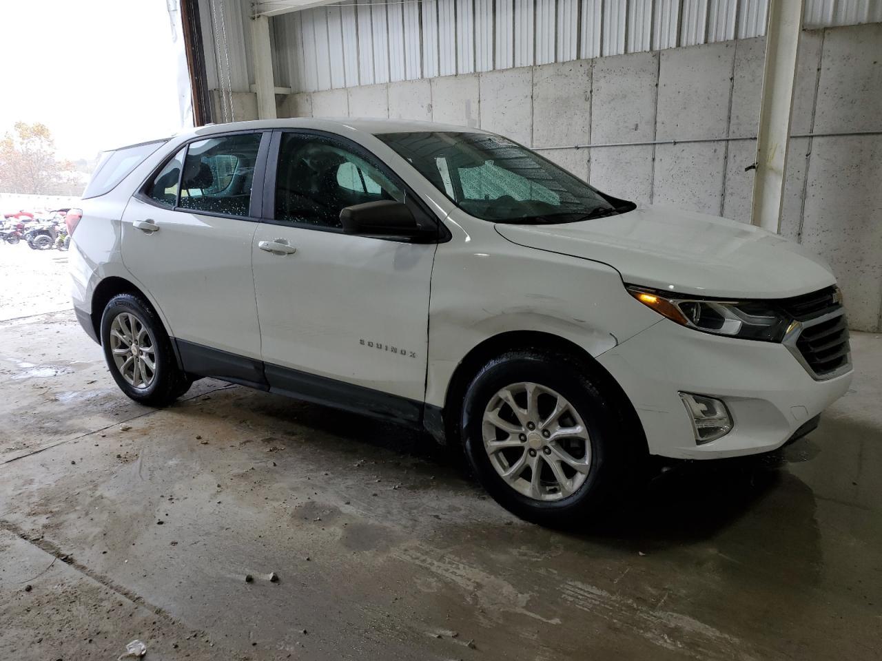 2021 Chevrolet Equinox Ls - Фото 4