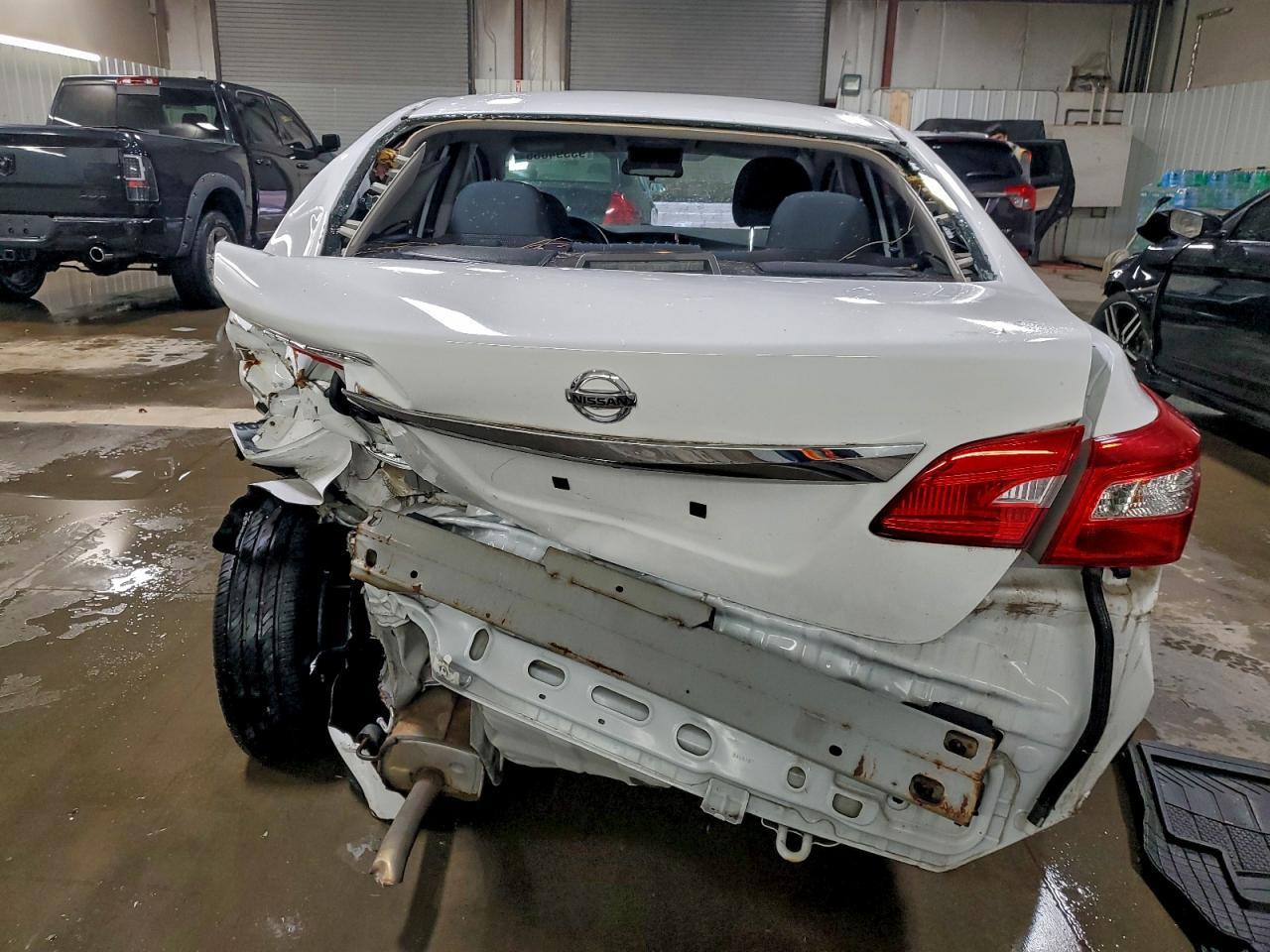 2019 Nissan Sentra S - Фото 6