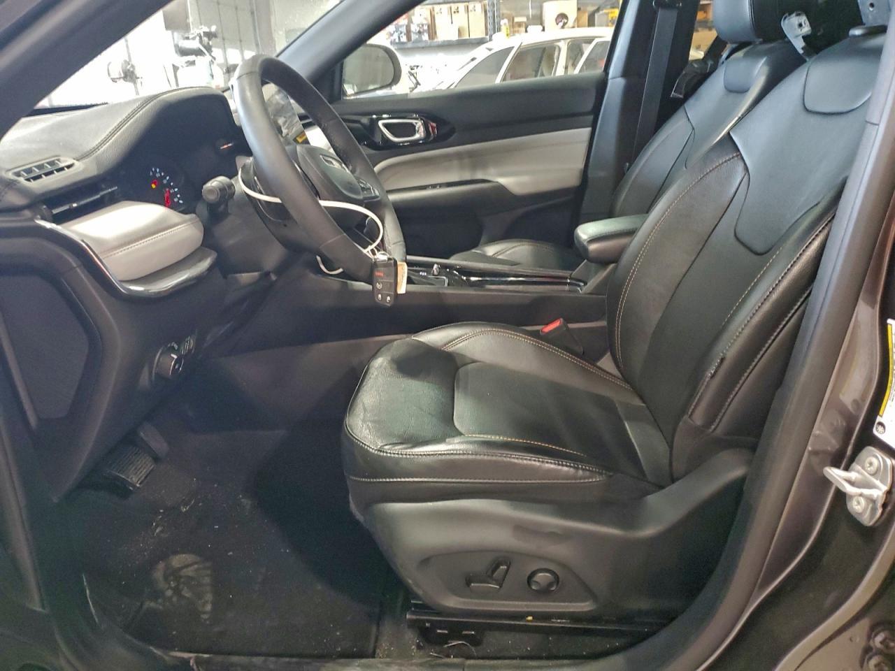 2023 Jeep Compass Limited - Image 7