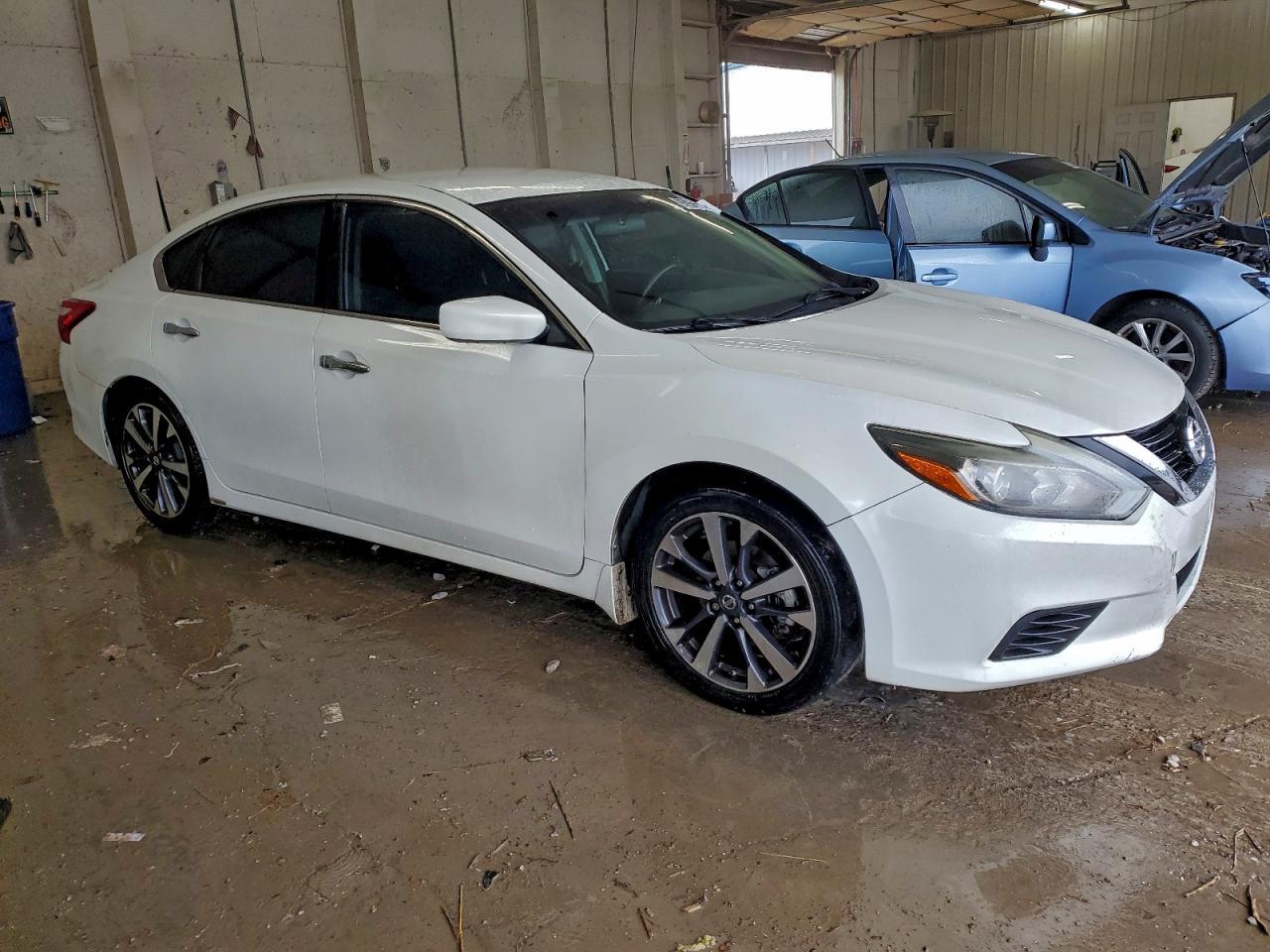 2016 Nissan Altima 2.5 - Фото 4