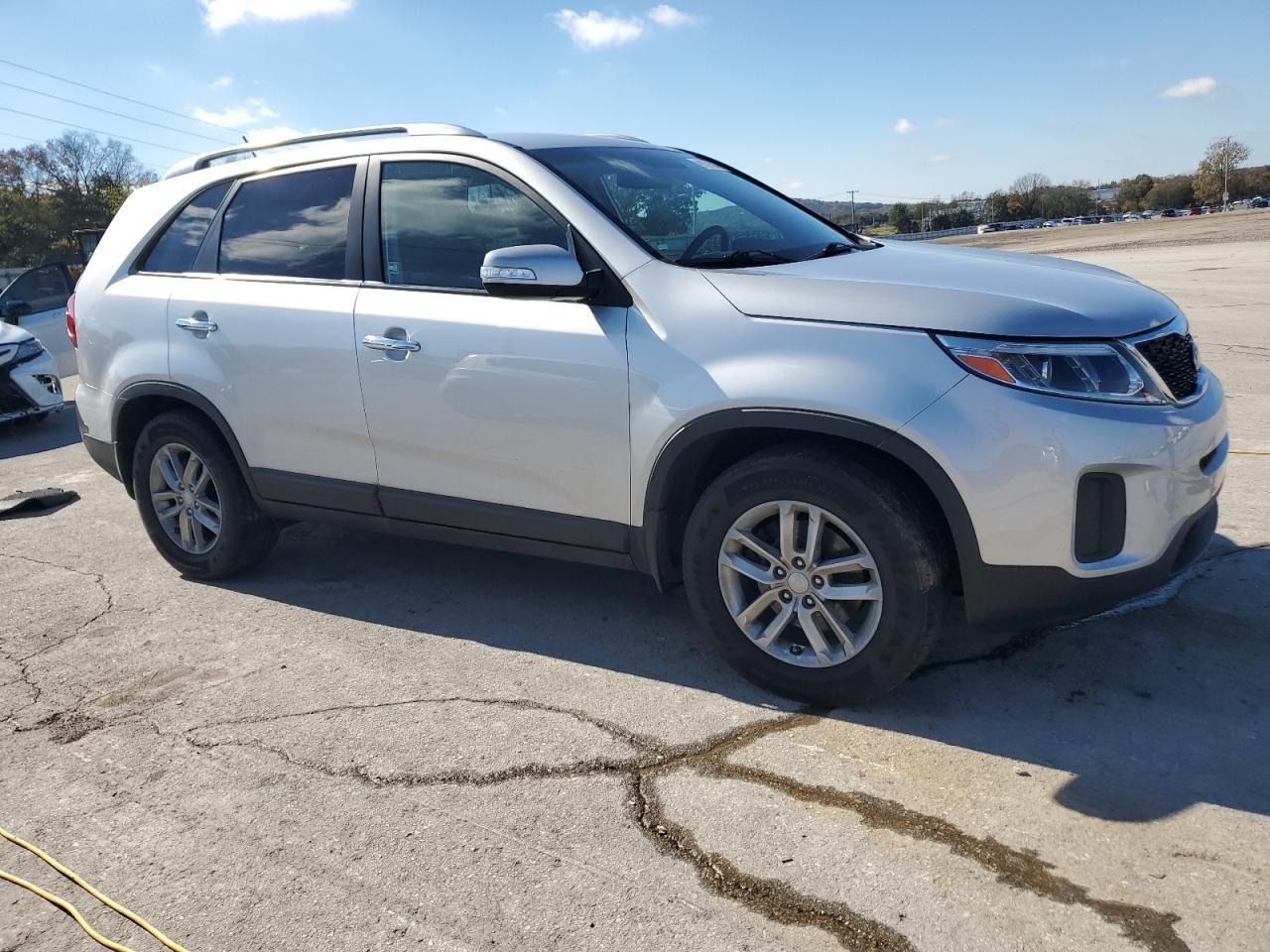 2014 Kia Sorento Lx - Image 4