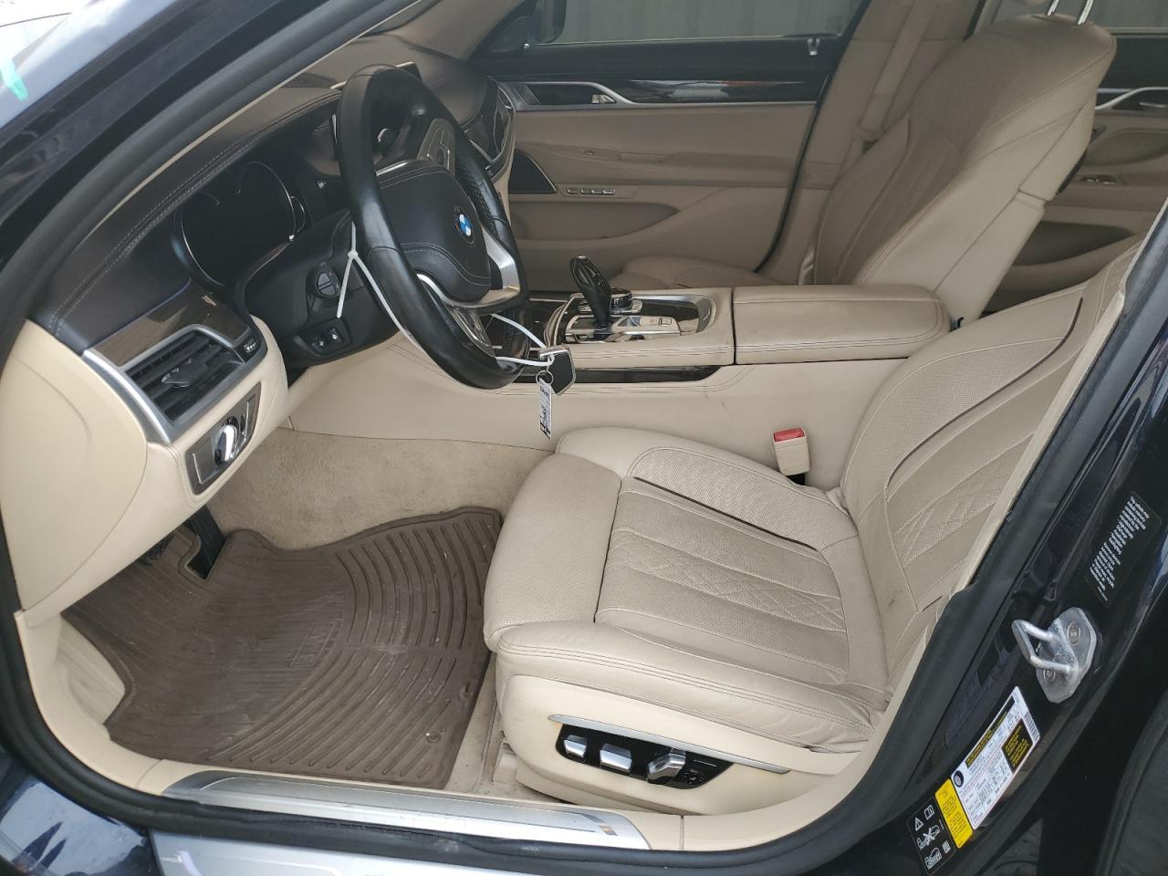 2017 BMW 740 Xi - Фото 7