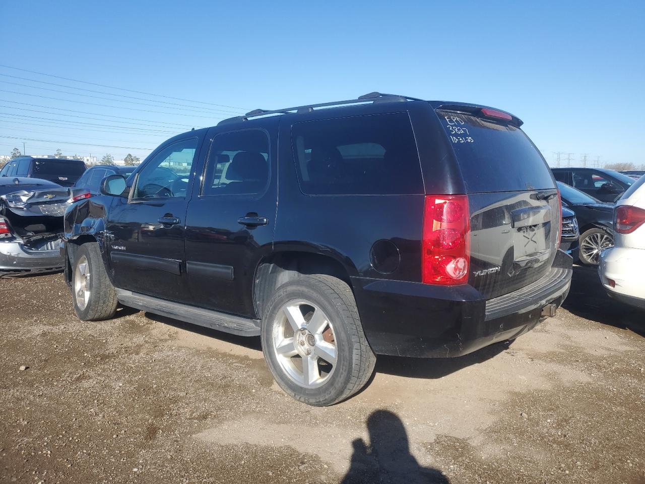 2013 GMC Yukon Sle - Фото 2