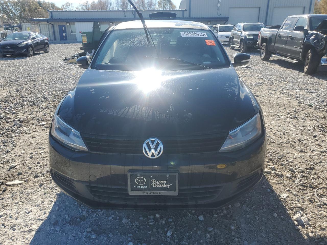 2011 Volkswagen Jetta Se - Image 5