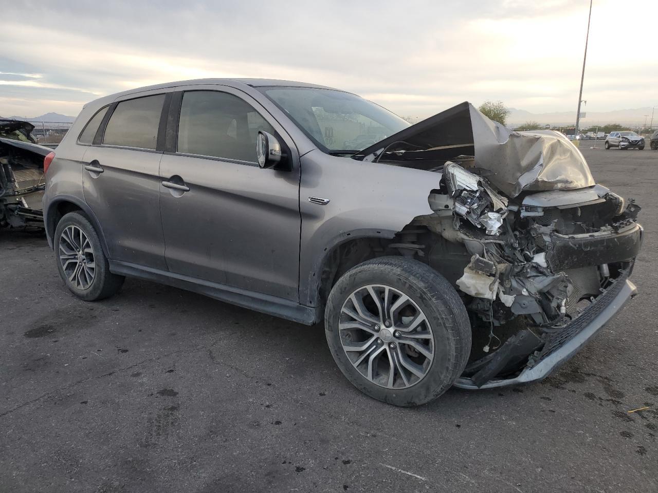 2019 Mitsubishi Outlander Sport Es - Image 4