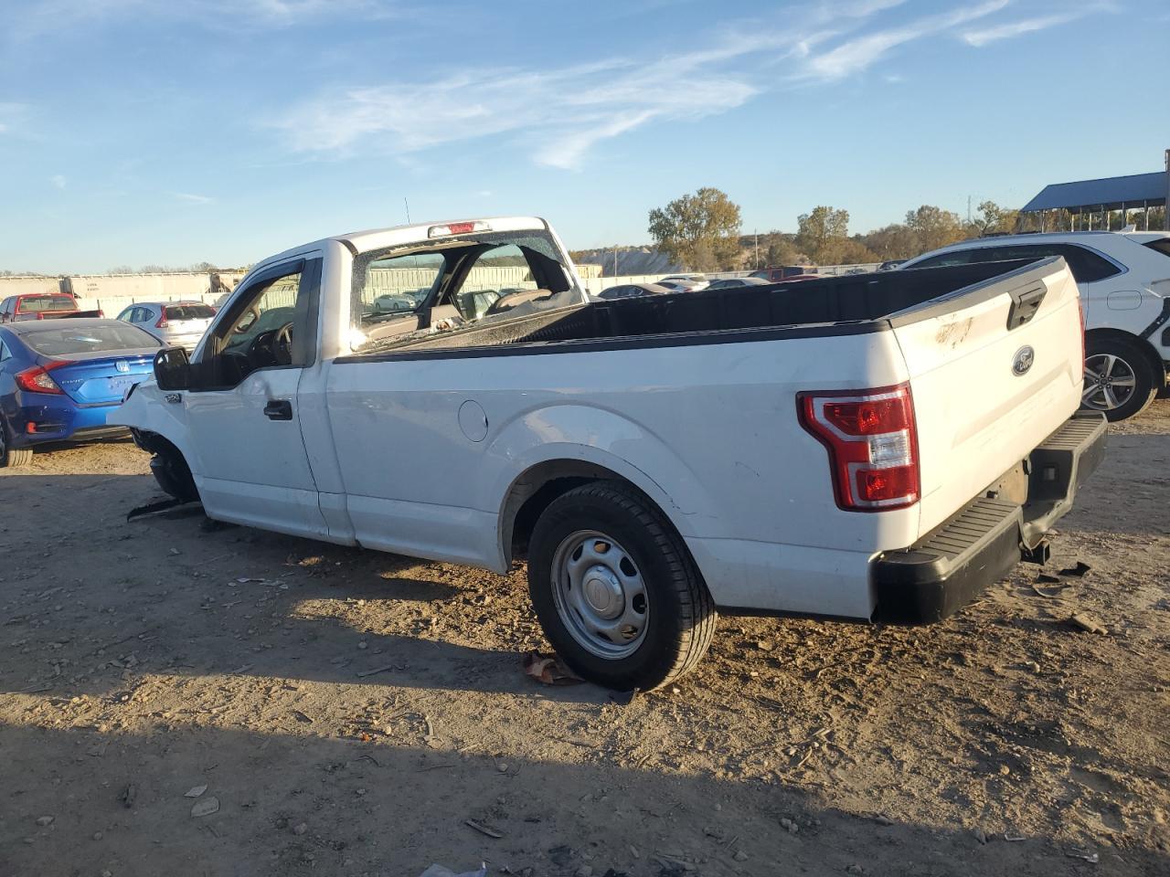 2018 Ford F150 - Фото 2