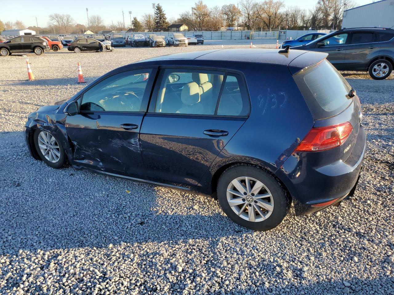 2016 Volkswagen Golf S/Se - Image 2