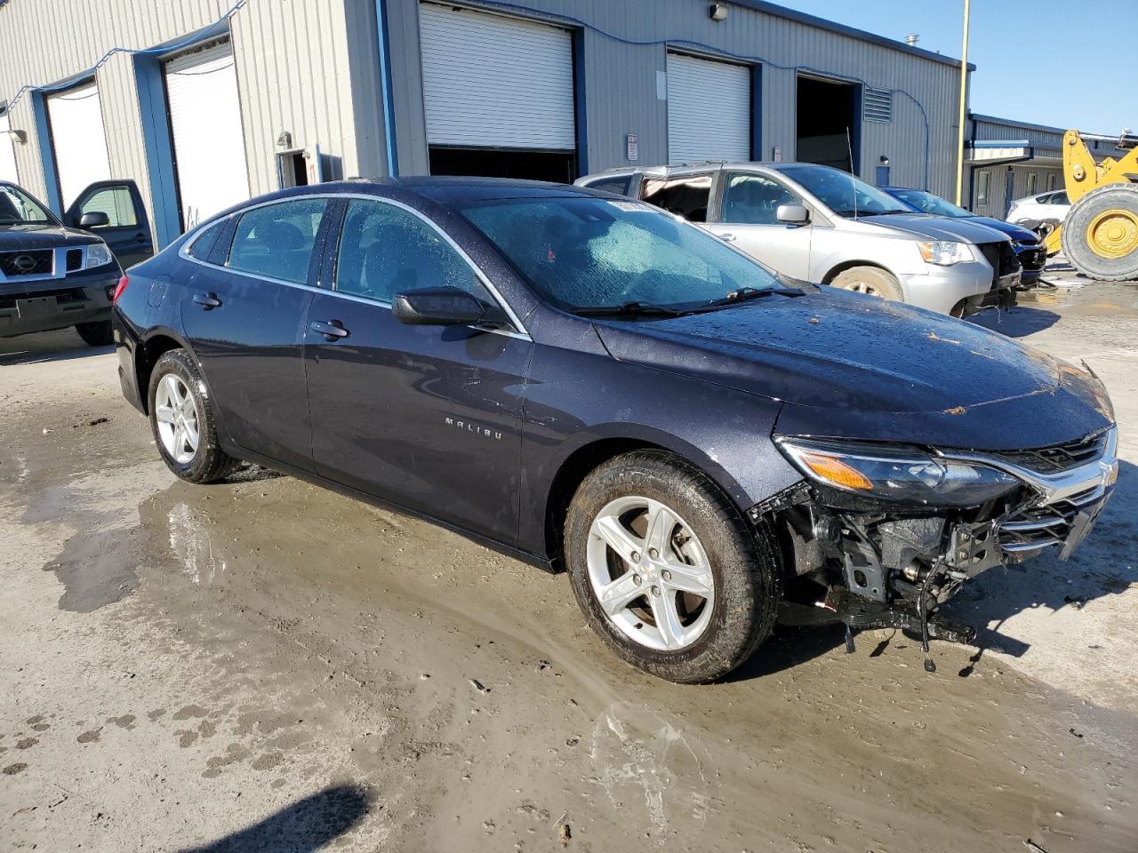 2023 Chevrolet Malibu Lt - Image 4