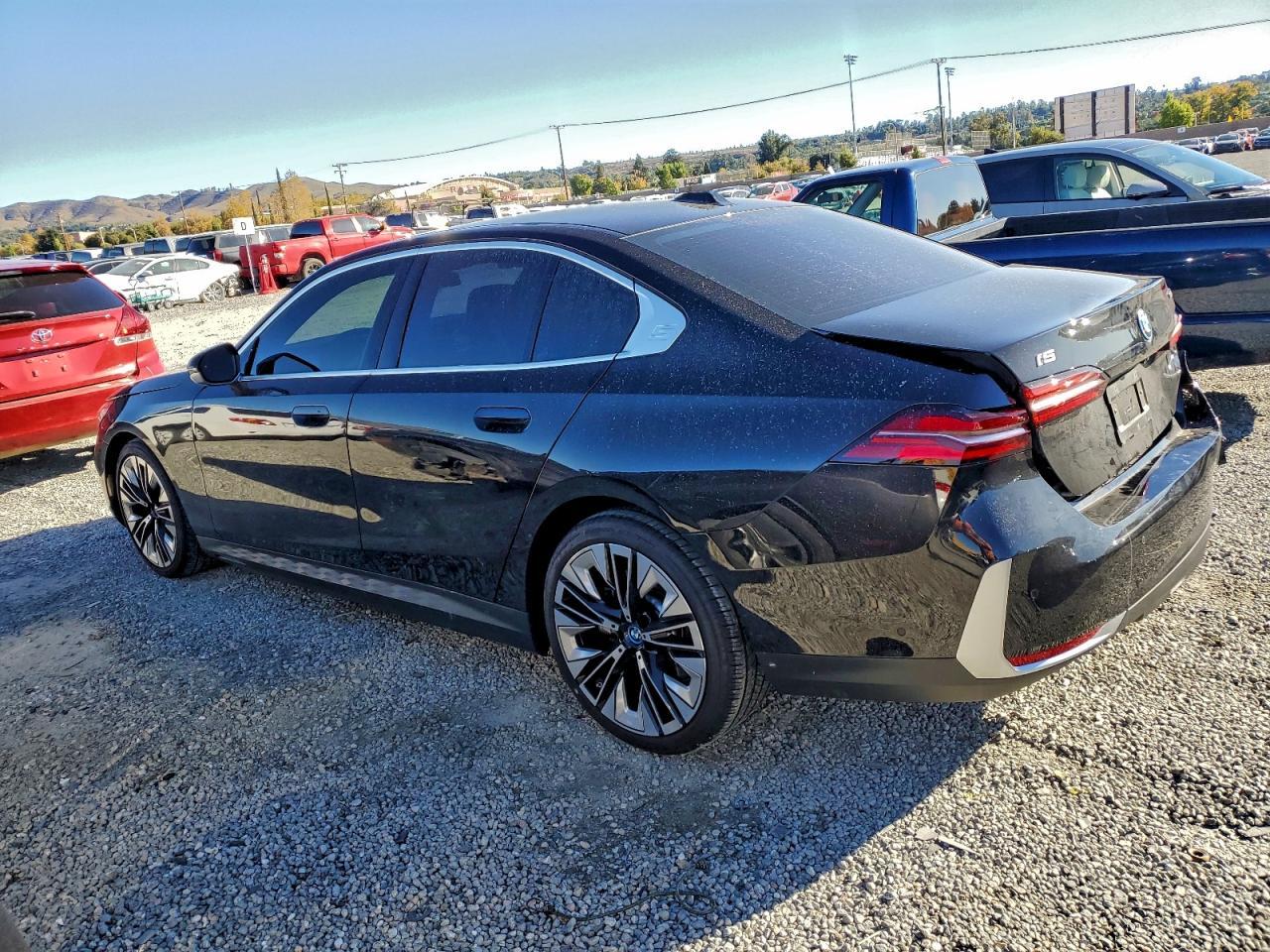 2024 BMW I5 Edrive 40 - Фото 2