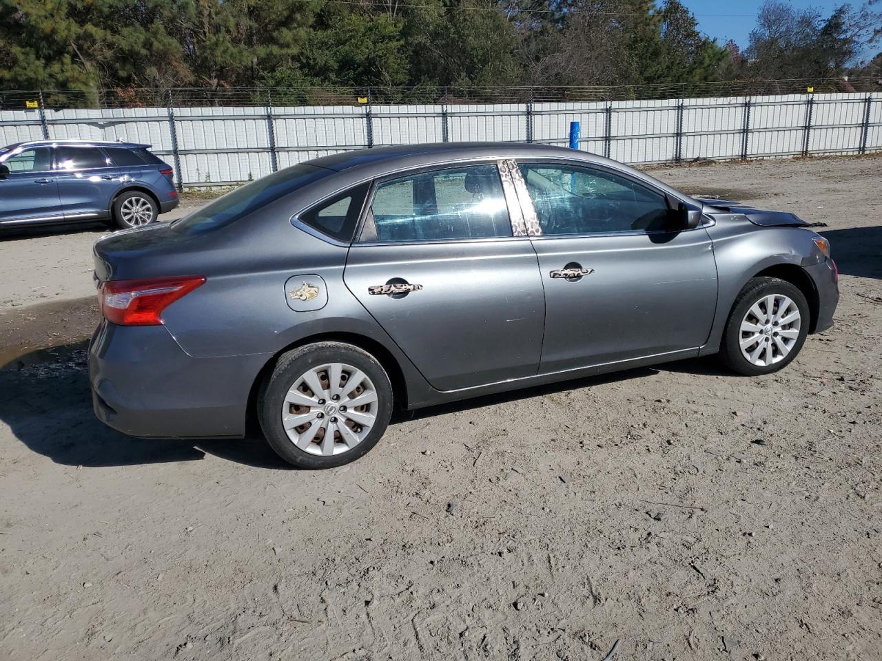 2018 Nissan Sentra S - Image 3