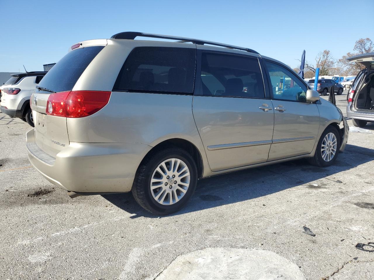 2008 Toyota Sienna Xle - Фото 3
