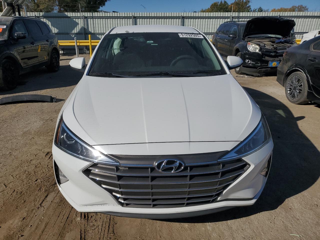 2020 Hyundai Elantra Sel - Фото 5