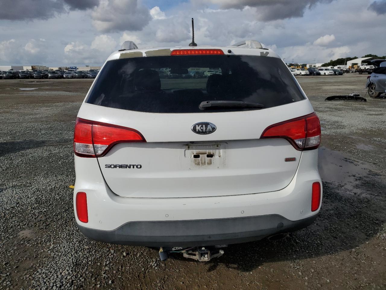 2014 Kia Sorento Lx - Image 6