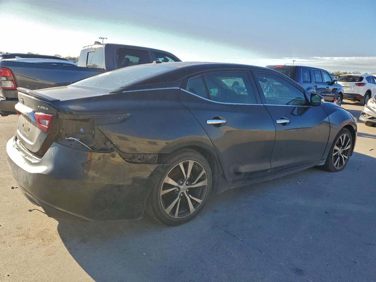 2016 Nissan Maxima 3.5S - Image 3