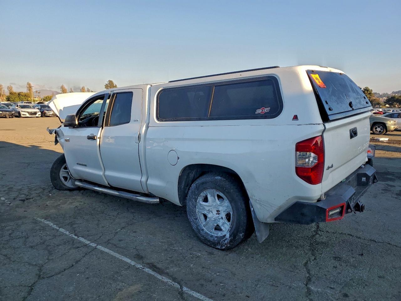 2017 Toyota Tundra Double Cab Sr - Image 2