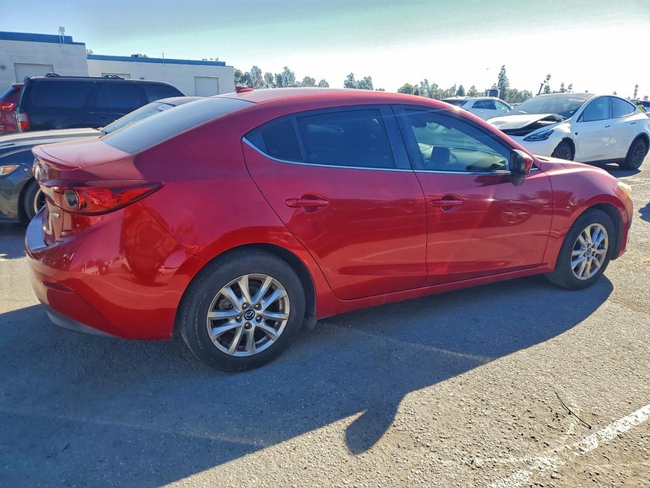 2016 Mazda 3 Grand Touring - Фото 3