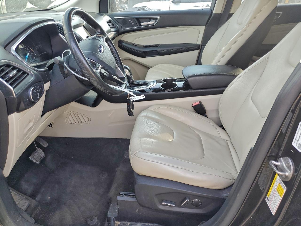 2015 Ford Edge Titanium - Image 7