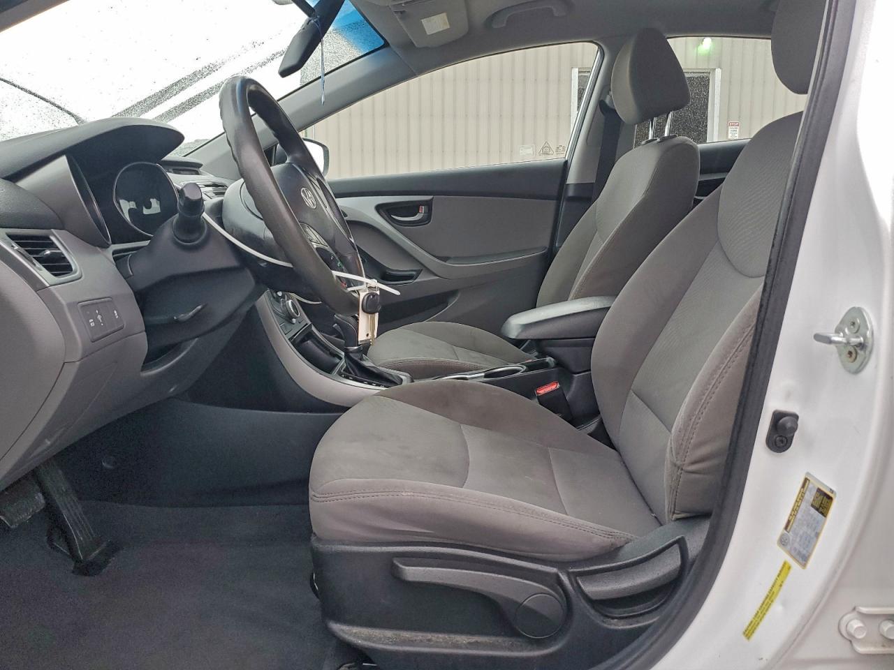 2015 Hyundai Elantra Se - Фото 7