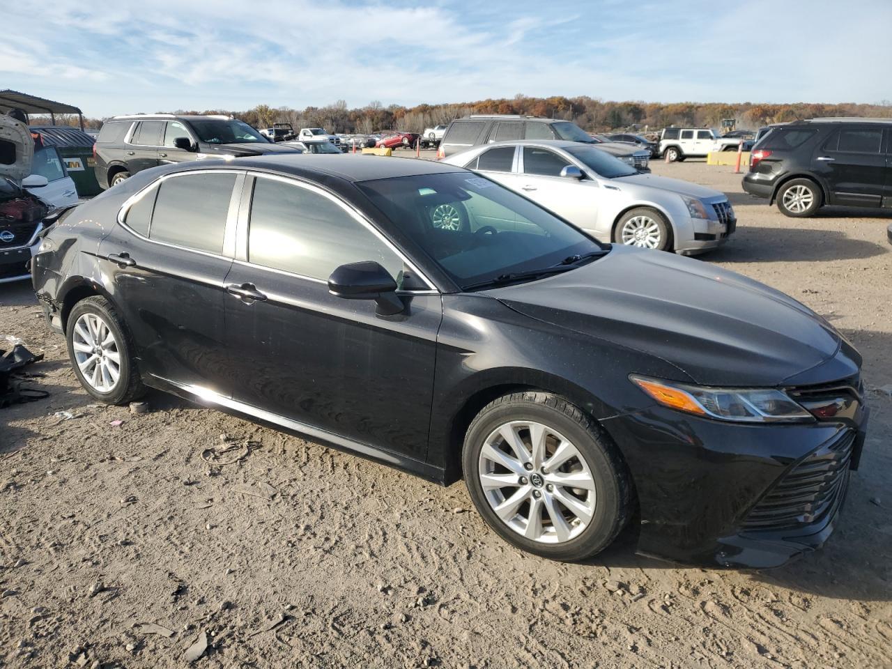 2018 Toyota Camry L - Фото 4