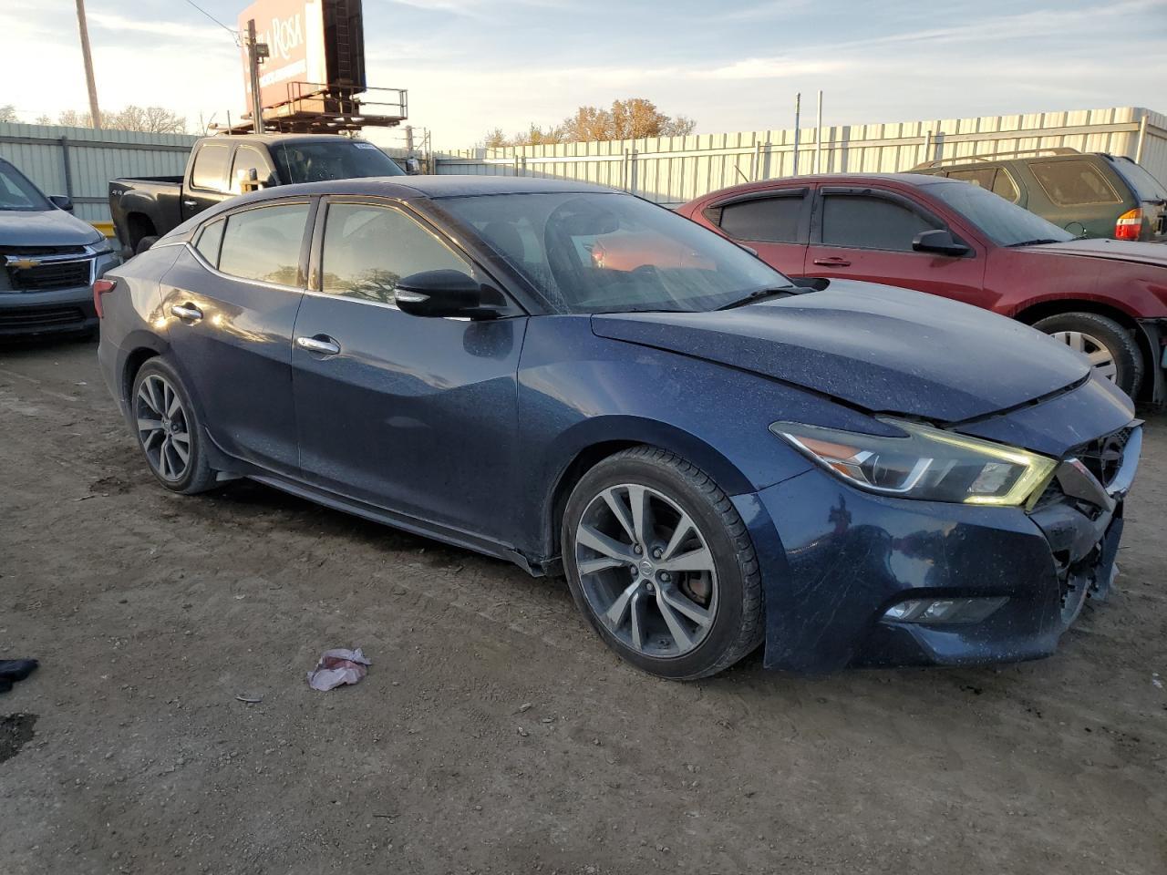 2017 Nissan Maxima 3.5S - Фото 4