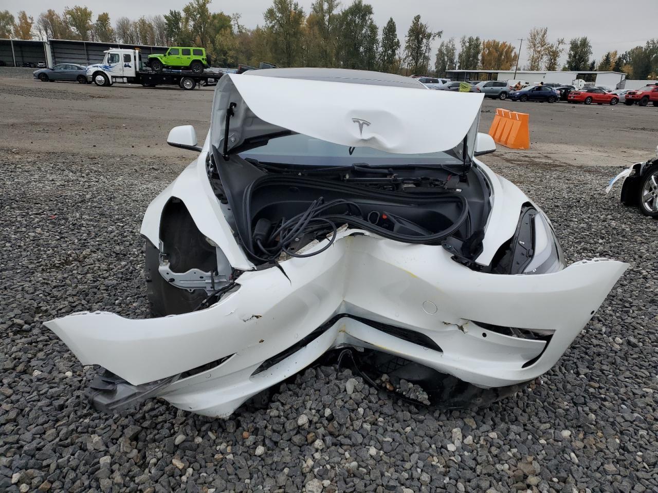 2021 Tesla Model 3 - Фото 5