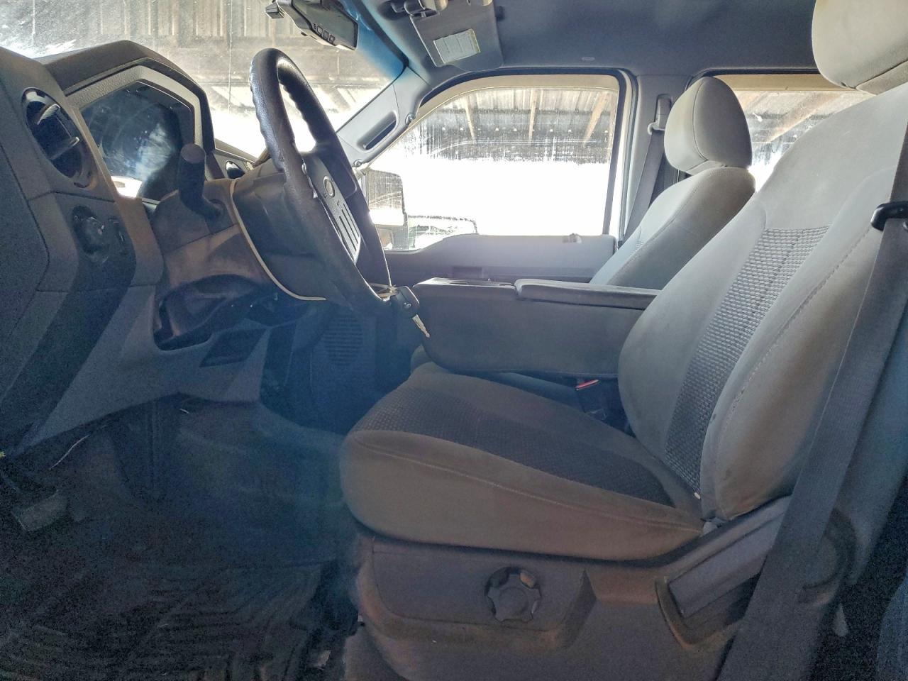 2011 Ford F250 Super Duty - Фото 7