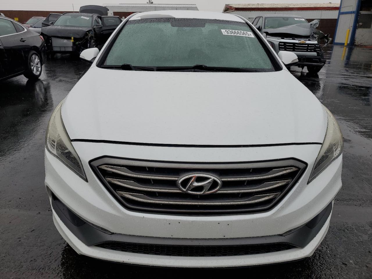 2017 Hyundai Sonata - Image 5