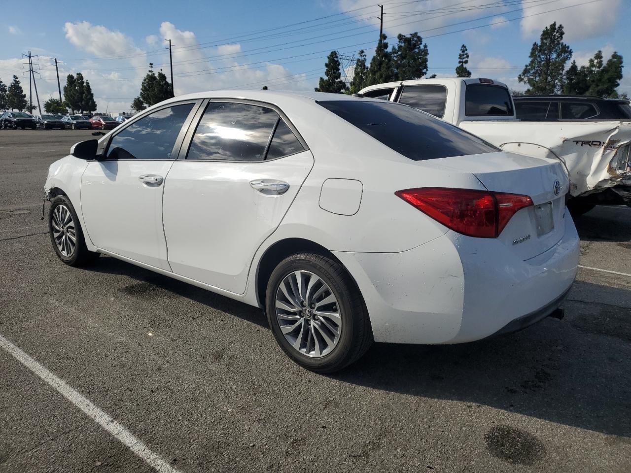 2017 Toyota Corolla L - Фото 2