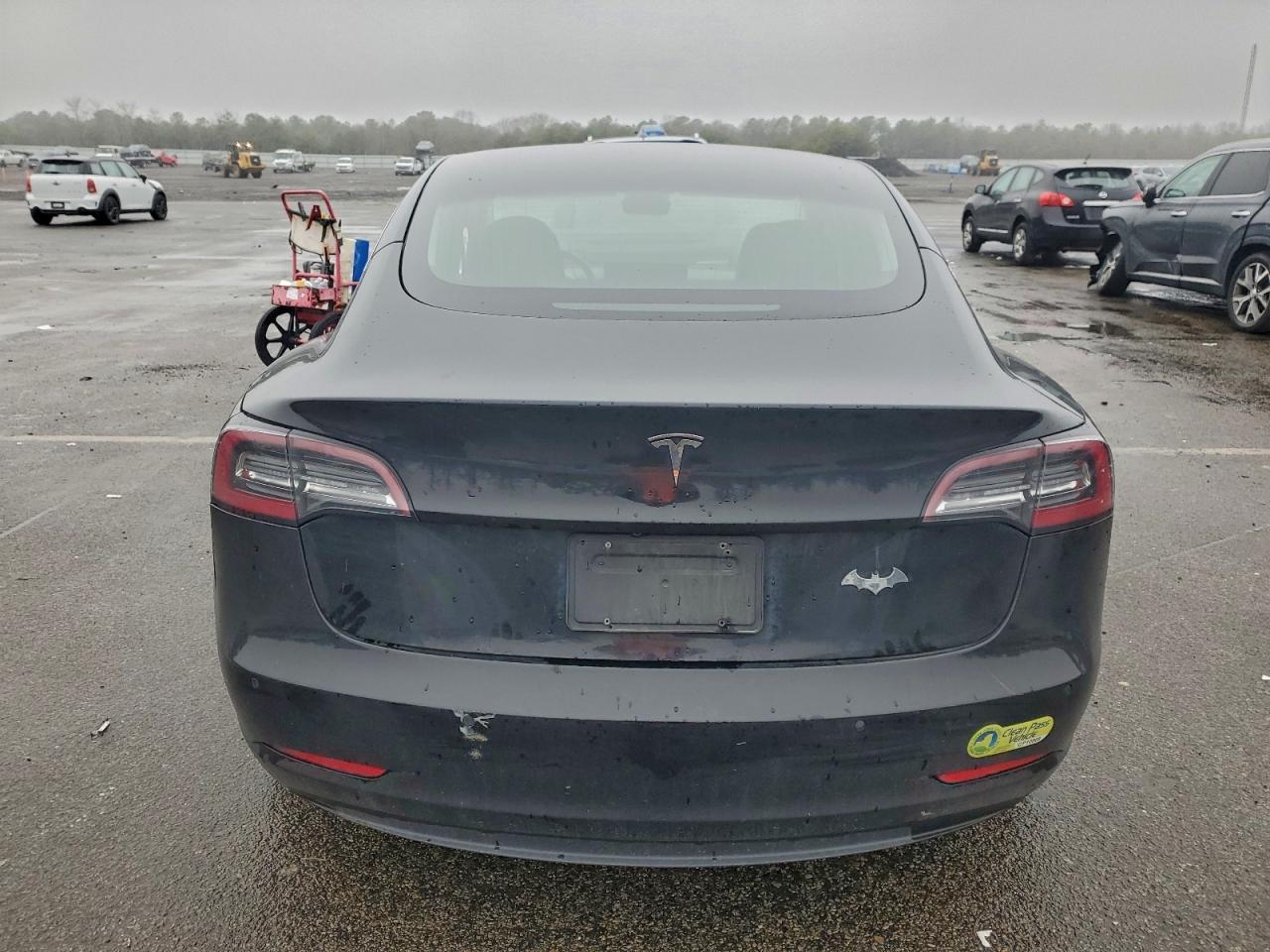 2020 Tesla Model 3 - Фото 6